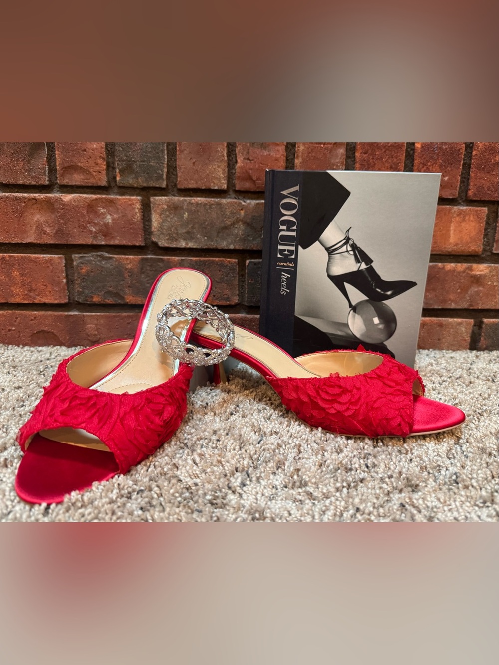 Jewel Badgley Mischka Red mesh flower kitten heel sandal